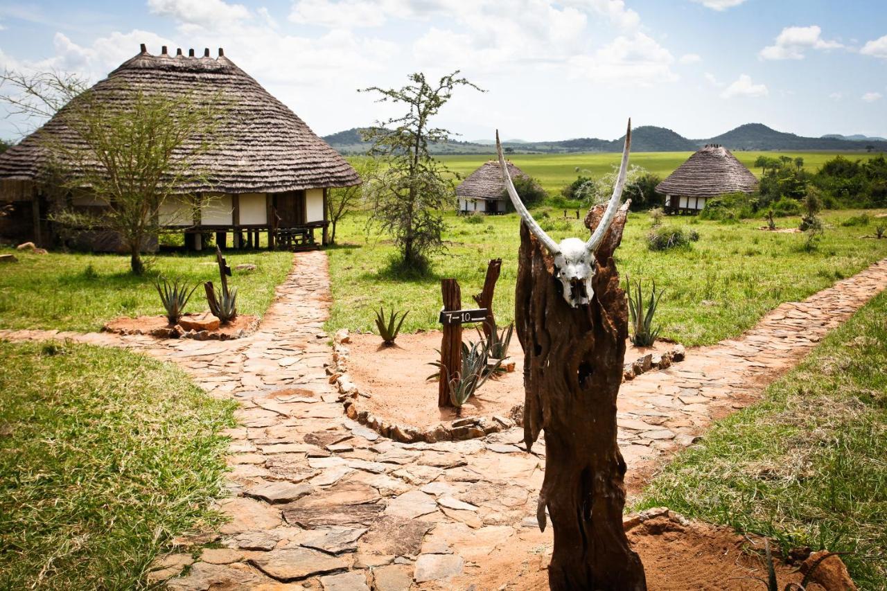 Apoka Safari Lodge Loitanit Dış mekan fotoğraf